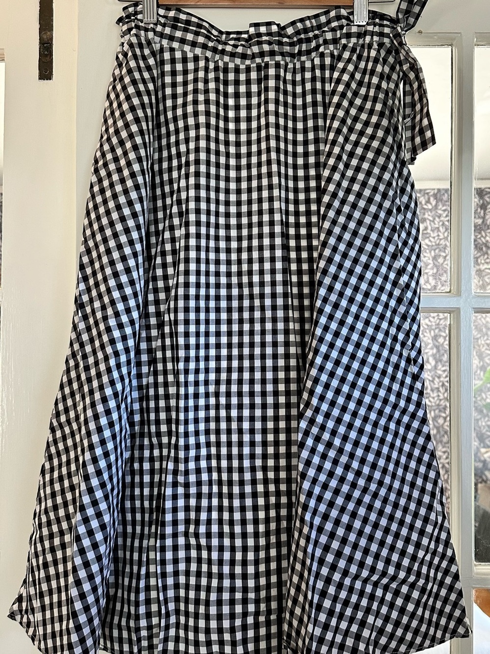 Wilfred Black & White Gingham Midi Skirt